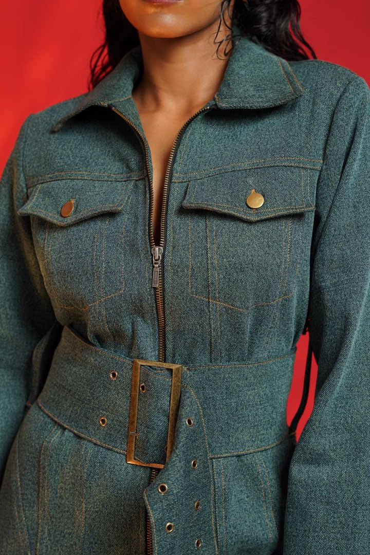 The belt washed denim dress